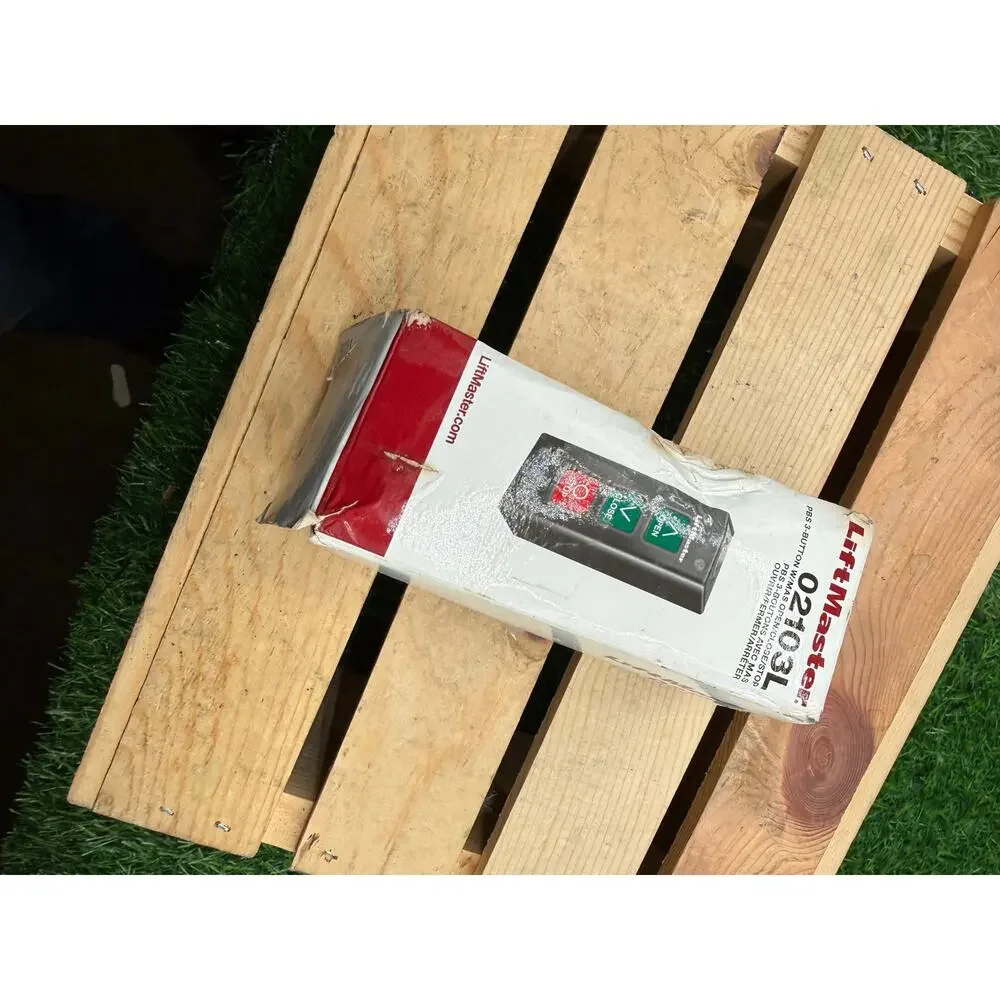 LiftMaster 02103 3-Button Indoor Surface Mount – No MAS, New in Box